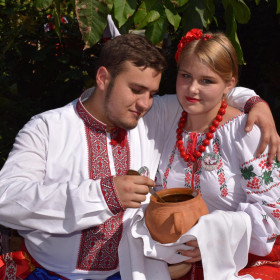 Всеукраїнський фестиваль борщу у «Театрі на городі»